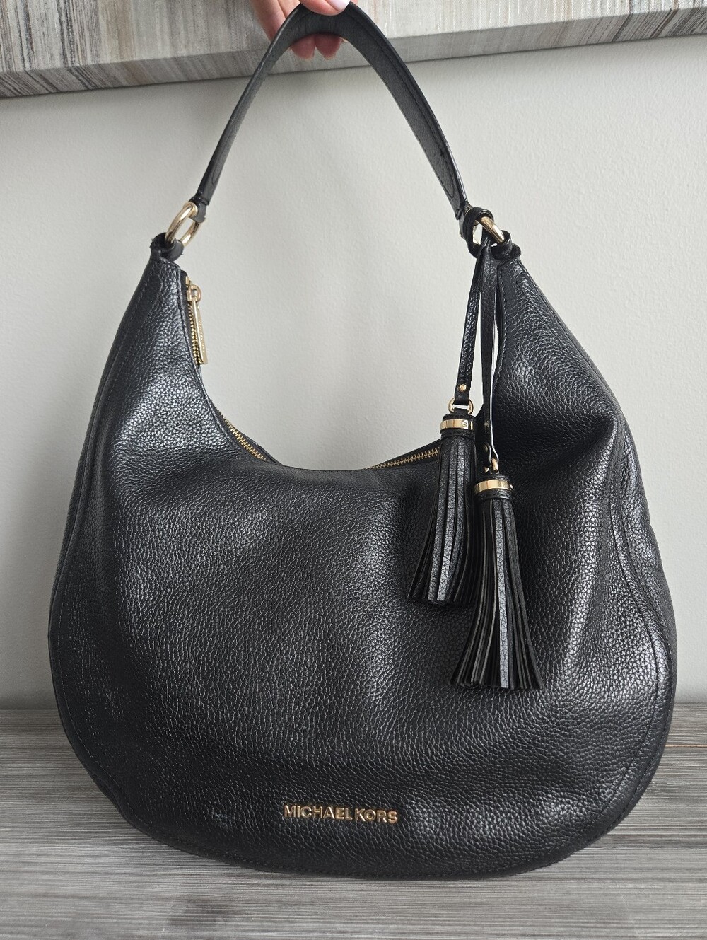 Michael Kors Lydia Large Pebbled Leather Hobo Bag – Black with Gold Hardware